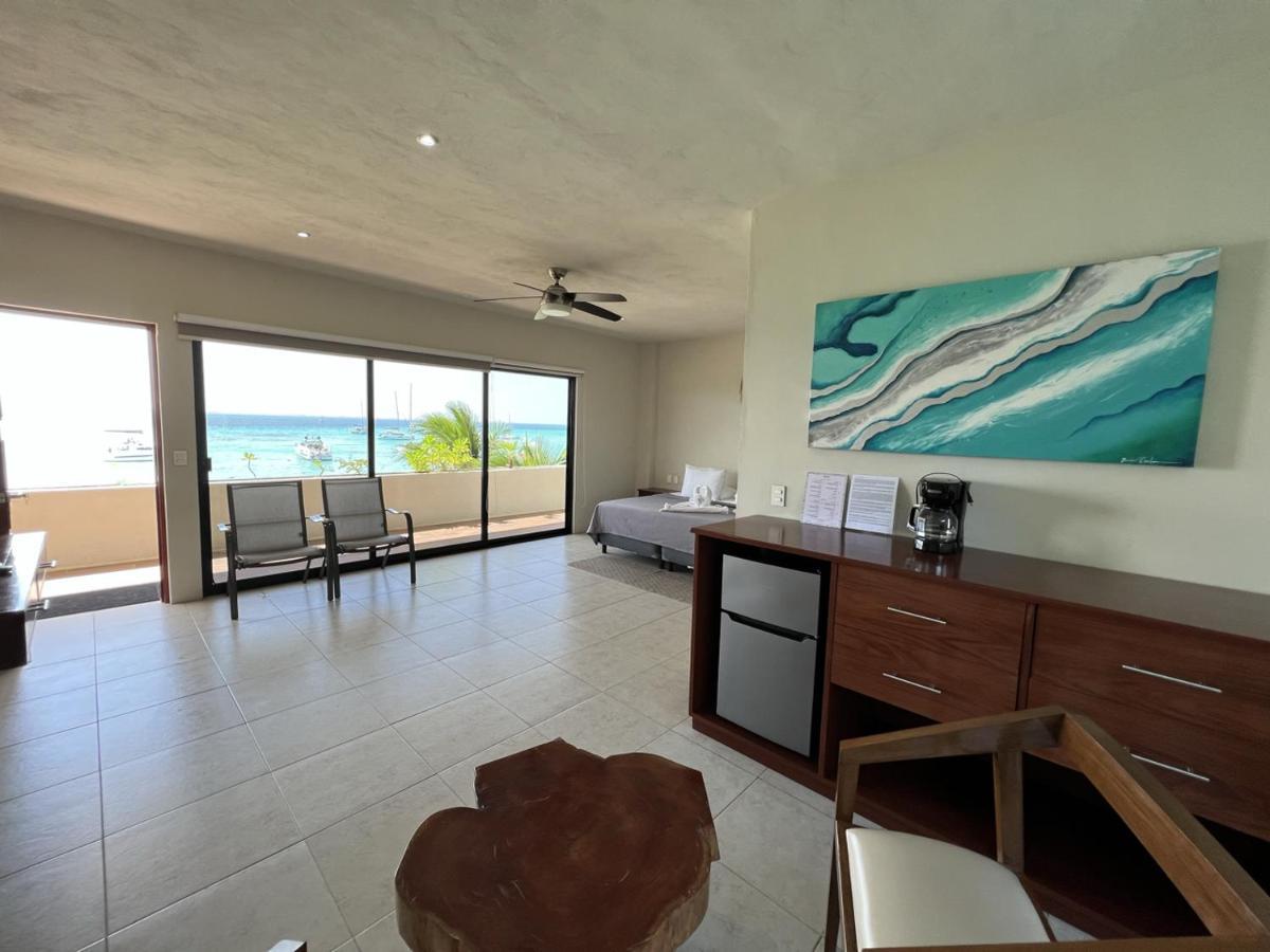 איסלה מוחרס Cuxos Hotel Beachfront מראה חיצוני תמונה